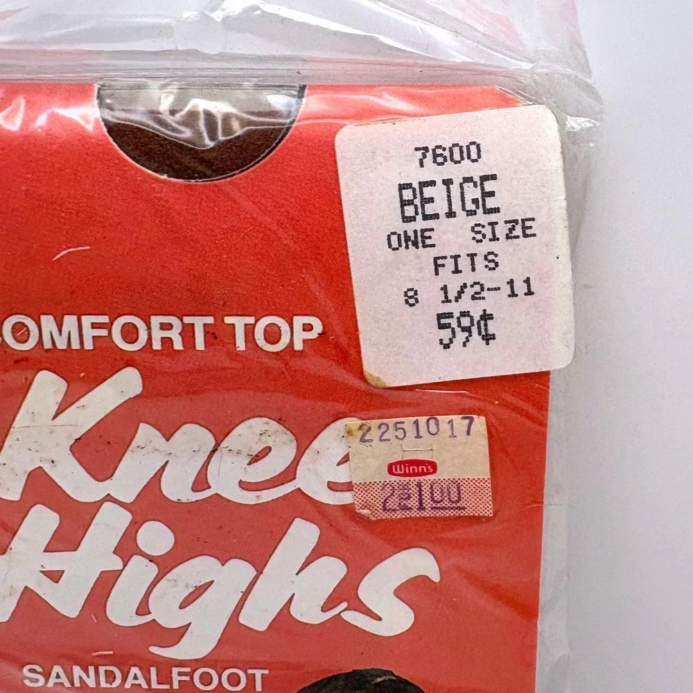 Vintage Comfort Top‎ Knee Highs Beige Sandalfoot Sheer Hosiery One Size USA Made